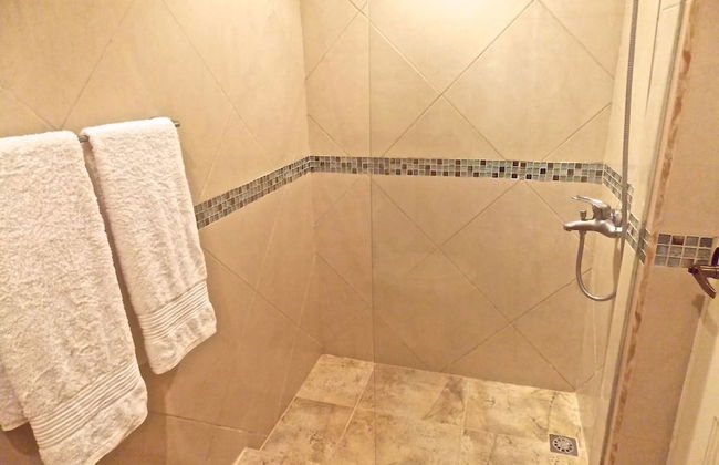 2 Bedroom Townhouse at Ocean Village - Foto 13