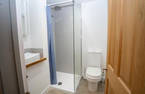 4 Bedroom Winchester Town House, central, parking - Foto 23