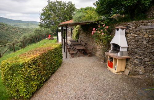 HOST4U - BORGATA VALLONE Apartments with Stunning Garden and Parking - Foto 68