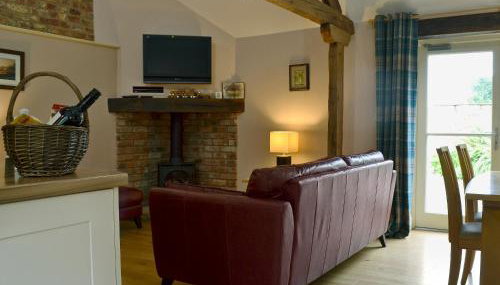 Rose Cottage - Photo 3