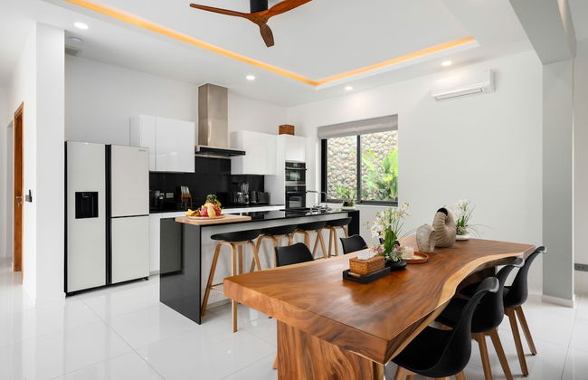 Luxury Balinese Private Pool Villa-KBR12 - Photo 16