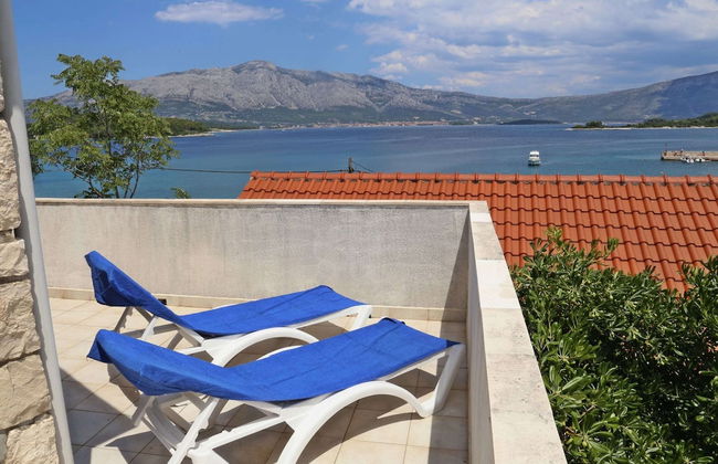 Adorable Stone House With Terrace Near the Beach - Foto 10