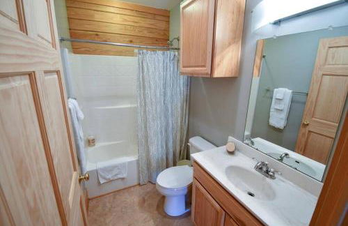 The Lewis #25 - The Cabins at Lexington - Foto 29