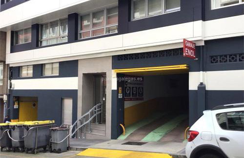 Céntrico piso con patio y garaje - Foto 30