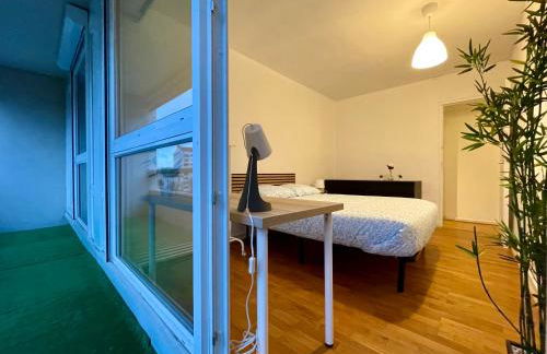 BnGo I Le Spacieux I 12 personnes, 5 chambres, 2 salle de bain, parking privé, WC séparé, Wifi - Foto 26