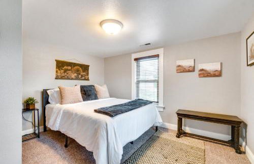 Scenic Yankton Retreat with Fire Pit 1 Mi to Lake! - Foto 15