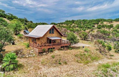 RUSTIC BLUEBONNET CABIN With VIEW BY HIDDEN FALL PARK - Foto 40