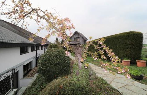 Schöne EinliegerWhg (74m²) in Villa mit Traumlage - Foto 3