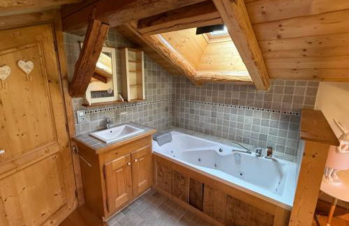 La grange d'en haut, appartement avec terrasse et jardin - Foto 13