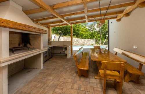 Villa Antani with heated pool, sauna & jacuzzi - Foto 8