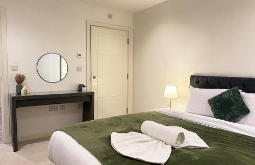 Modern and Spacious 3BR Flat W Balcony - Sleep 12 - Foto 29