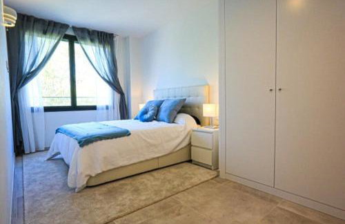Penthouse apartment with pool next to beach & port - Foto 12