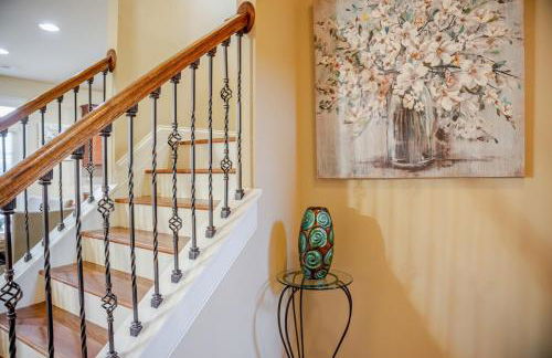 Modern 5BR Retreat with Office Fully Furnished - Foto 34