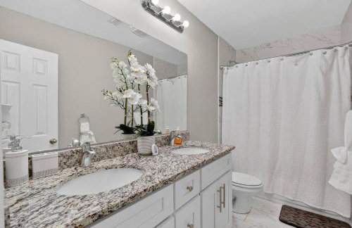 Duval Den |3BR & Backyard|15 Mins to Downtown JAX - Photo 35