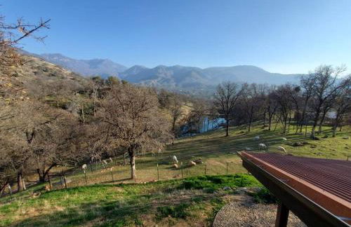Matanah Meadows Farm, Great for 2 Families, Sequoia National Park and Working Farm - Foto 53