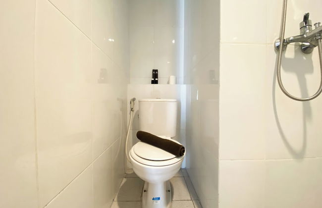 Cozy Stay Studio At Tamansari Mahogany Karawang Apartment - Foto 18