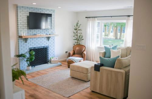 Annapolis Charm Waterfront Getaway Near USNA - FISH & CRAB from your PRIVATE PIER! - Foto 4