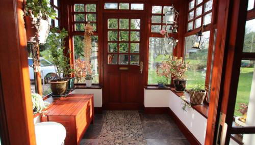 Serene Countryside Home with Manicured Gardens - Foto 3