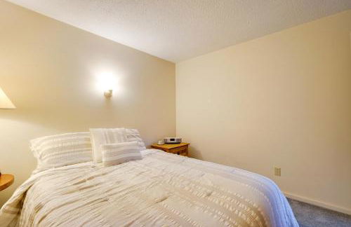 Dover Condo with Grill and Balcony 3 Mi to Mt Snow! - Foto 18