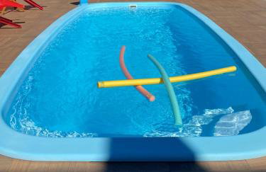 Belíssimo sobrado com piscina - Foto 18