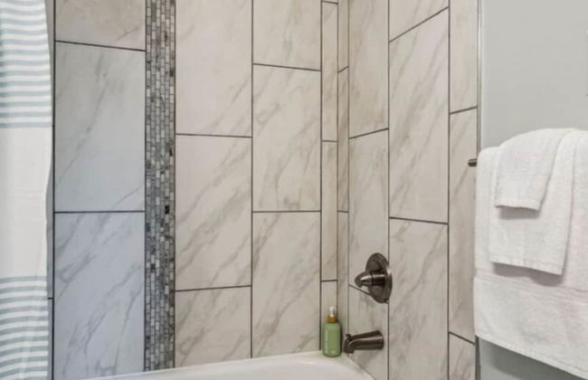 Seaside Sanctuary 4 Walk to Beach Cozy 1 1 - Foto 13