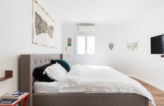 Artistic Downtown Vibe Apt in Florentin - Foto 7