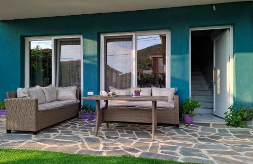 MariGold Villa - Photo 2