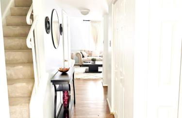 Charming 4BR 4BA Townhouse In Annandale, VA - Foto 3