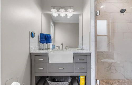 34- Stunning-Newly Remodeled - Foto 33