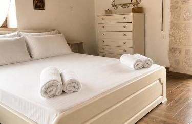 Nigos - Photo 19