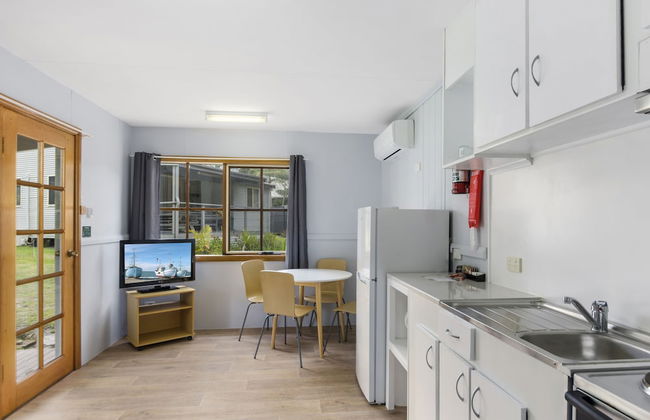 Wairo Beach Holiday Park - Photo 39