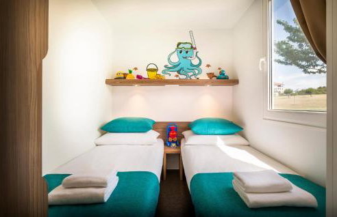 2 Bedroom Amazing Home In Novigrad - Photo 9