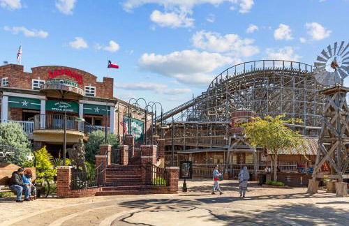 Seabrook 3BR Sleeps 10 w Backyard, Fire Pit Near Kemah - Foto 41