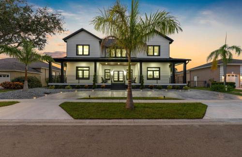 2 Million Villa Heated Pool w Luxury Spa 6BR & 6BR Waterfront by Canal - Foto 5