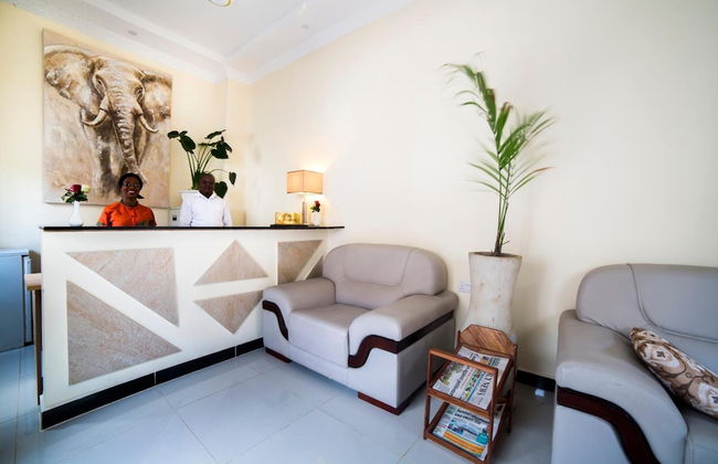 Antonio Garden Hotel - Photo 15