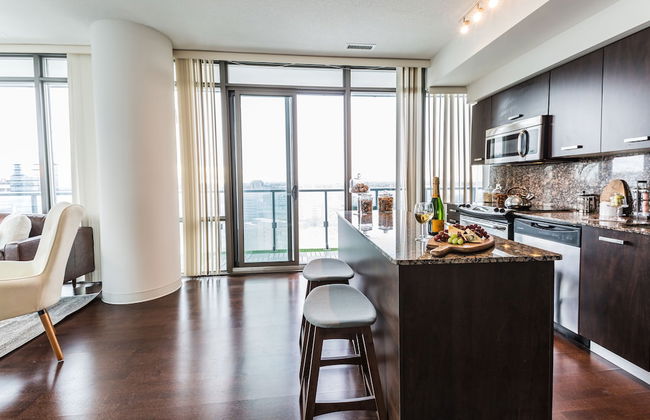 QuickStay - Luxury on Bay St. (Yonge & College) - Foto 37