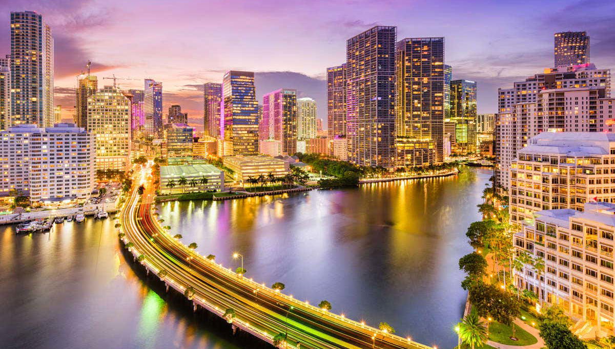 Miami Night Bus Tour - Photo 1