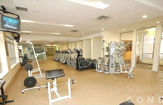 NAPA Furnished Suites Square One - Photo 21