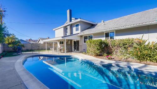Gorgeous Upgraded 5 Bedroom & 3 Bath Home with pool - Foto 2
