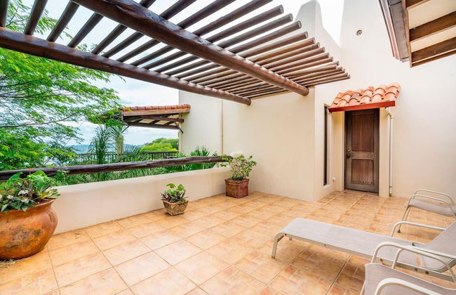 Hacienda-style Villa With Pool and Sweeping Ocean Views Above Potrero - Photo 24