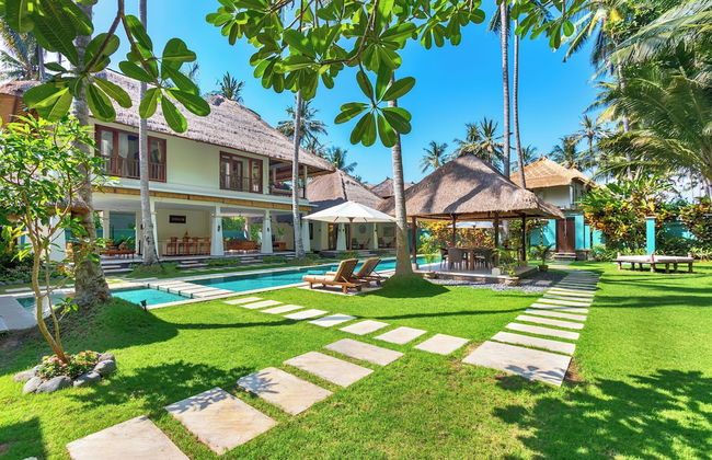 Beautiful Private Pool Villa by the Beach in Candidasa - Foto 45