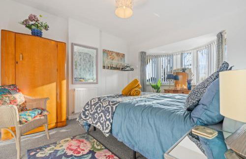 #82 Stylish Shirley Home - Sleeps 8 - NEC Solihull BHX - " Perfect for Contractors and Families - Free Parking" - Foto 6