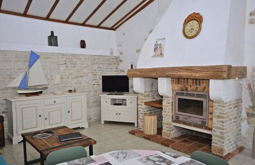 Maison rénovée avec mezzanine à Saint-Georges-d'Oléron, proche plage - FR-1-246A-114 - Foto 2