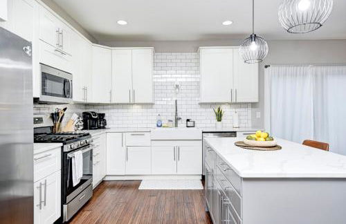 Indy Getaway - 5BR - Sleeps 16 - Arcade games - Perfect for families and groups - Foto 36