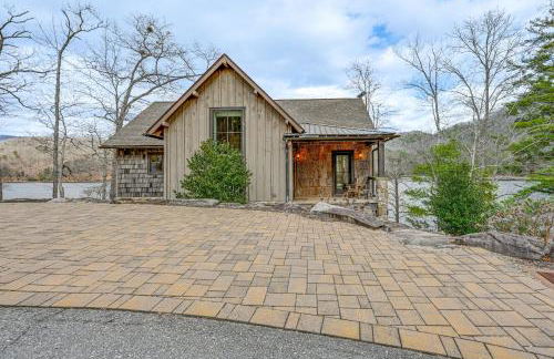 Direct Lake Access and Fire Pit Tuckasegee Cottage! - Foto 29