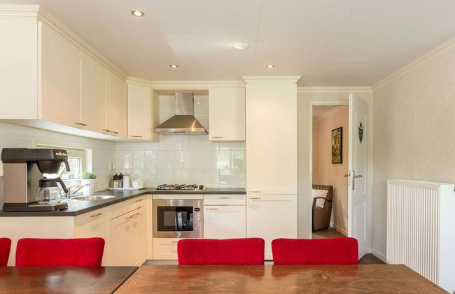 Beautiful House With Sandy Beach, Near Giethoorn - Foto 18