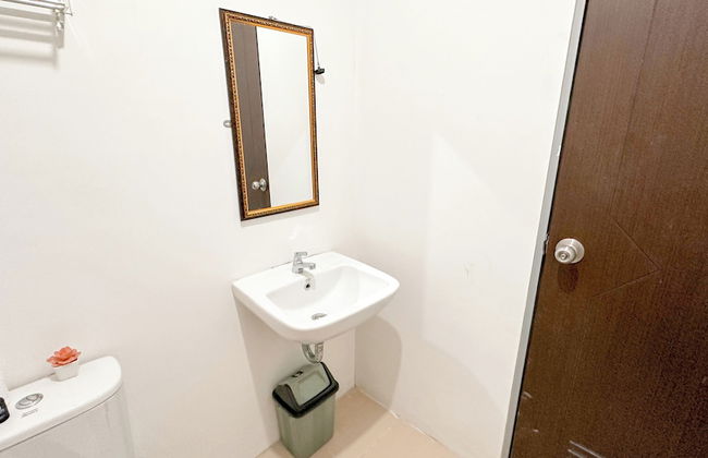 Nice And Comfortable Stay 2Br At Tamansari Prospero Sidoarjo Apartment - Foto 17