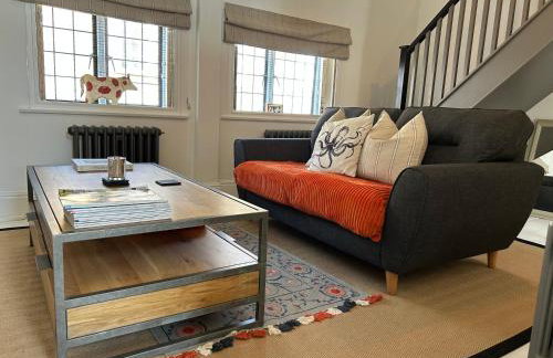 The Hat Works - Photo 21