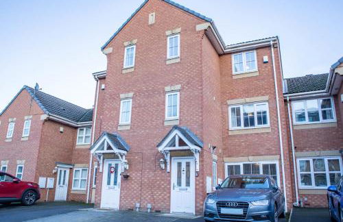 Contractor‑Heaven 5BR Home 4.5 Baths Wakefield - Foto 7