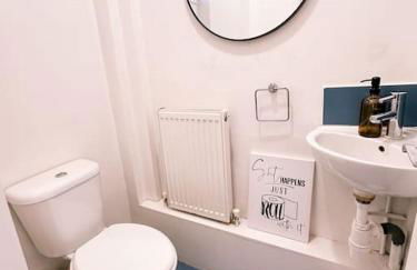 Bright & Spacious Split Level Flat in Kennington - Foto 15